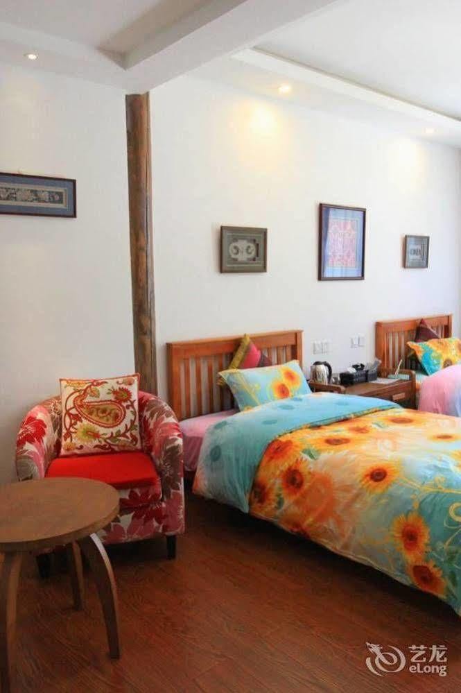 Tree'S Tale Hotel - Lijiang Lijiang  Buitenkant foto